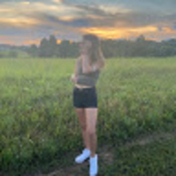 ellavandenberg9
